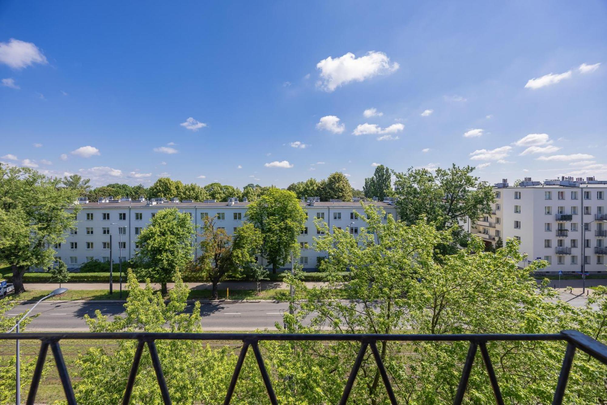 Elegancki Dla 4 Osob W Warszawie By Renters Apartment Warsaw
