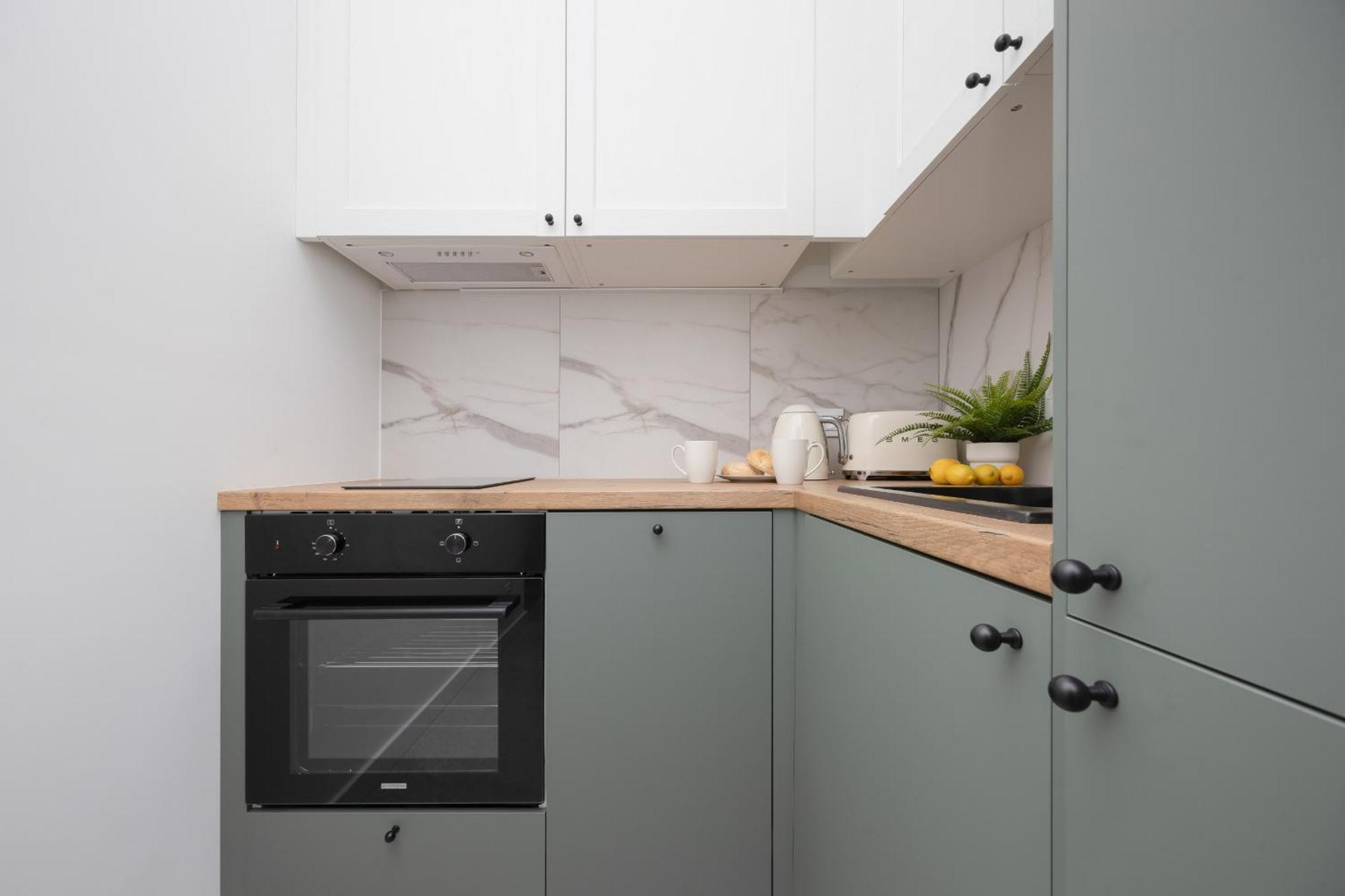 Elegancki Dla 4 Osob W Warszawie By Renters Apartamento