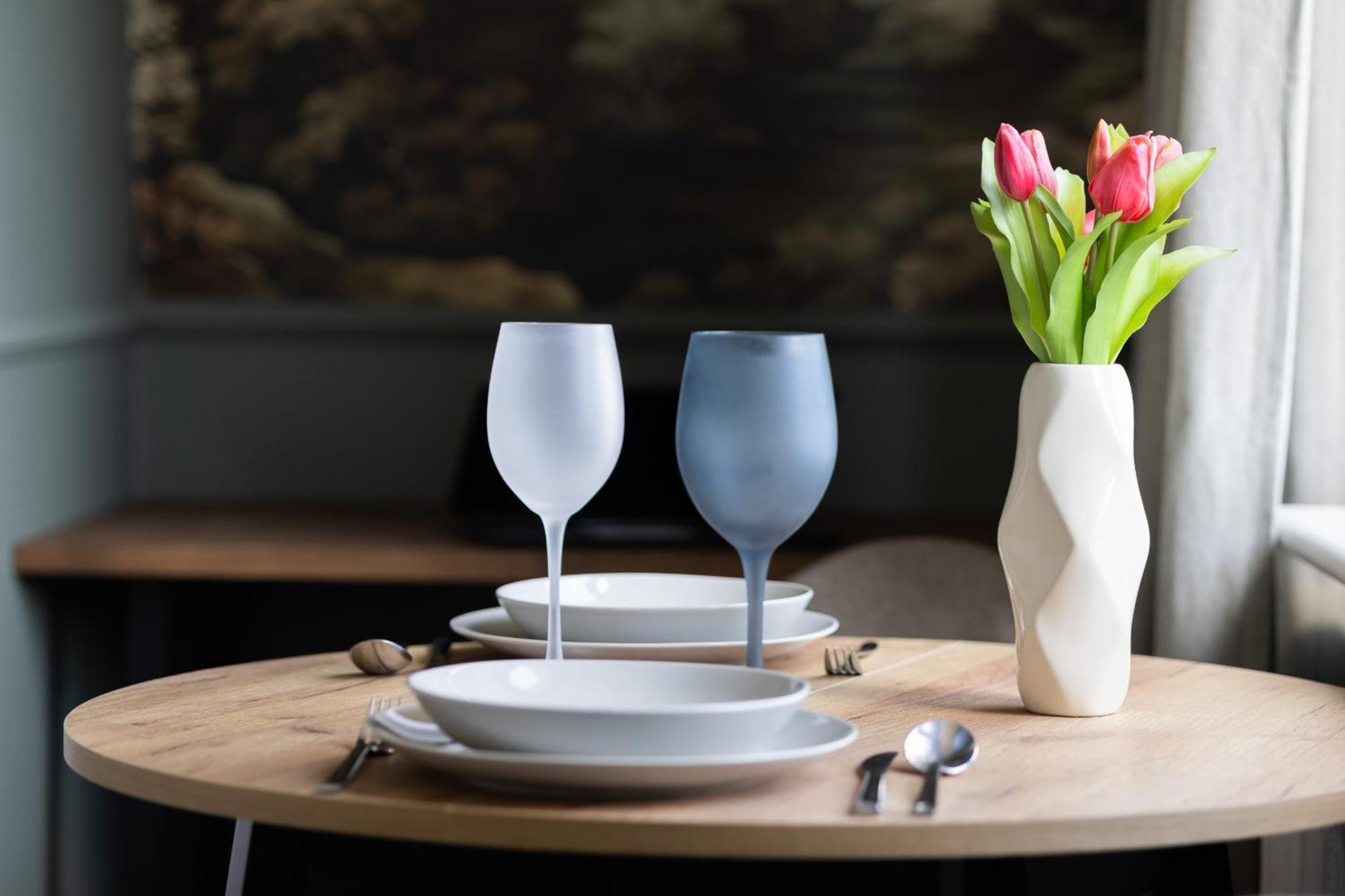 Elegancki Dla 4 Osob W Warszawie By Renters Apartamento